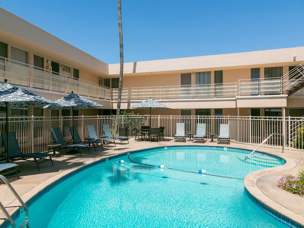 One-Bedroom Suite