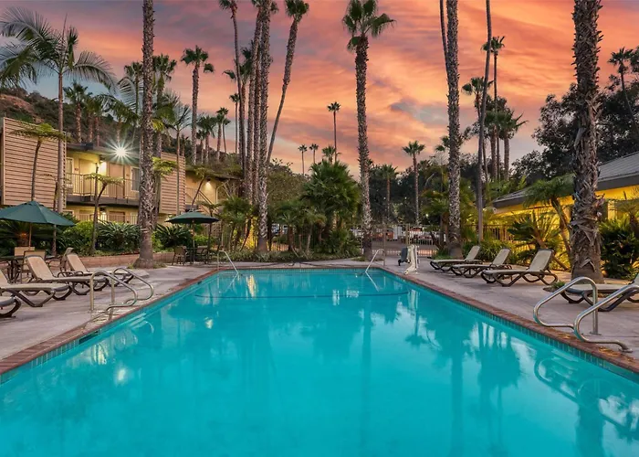 Hotel with view: Best Western Seven Seas